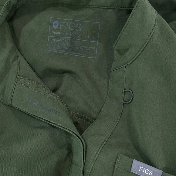 Figs Kitale Maternity Scrub Top Rare Color Moss
size Small - Picture 4 of 5